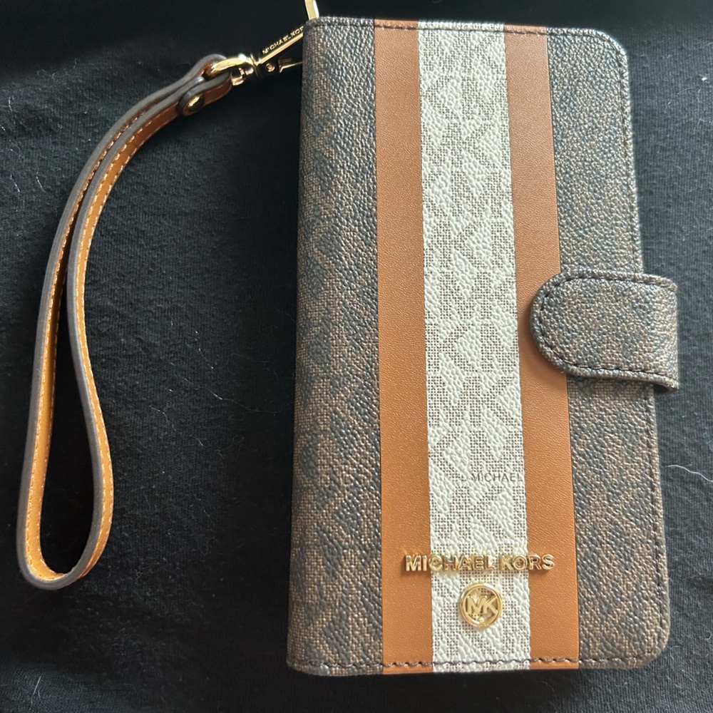 Michael Kors Phone Case Wallet